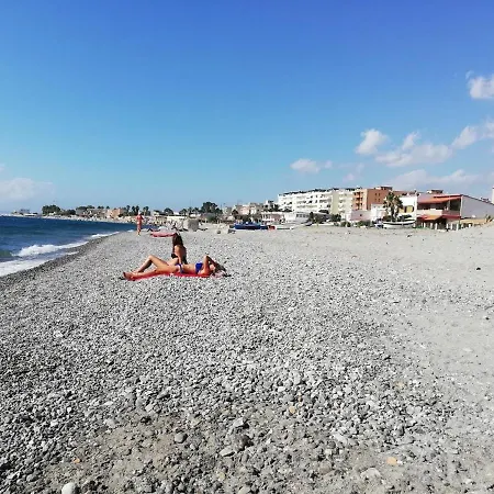Molto Accogliente Zona Centro Sud Vicino Al Mare